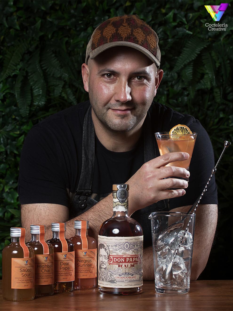 George Restrepo y su línea de cócteles embotellados imagen George Restrepo y su línea de cócteles embotellados