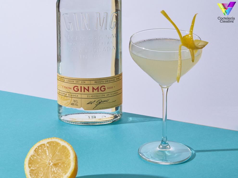 Ideas para Navidad imagen botella Gin MG y cóctel White Lady